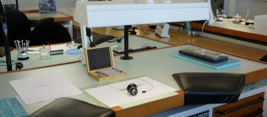 Frederique_Constant_watch_making_ablogtowatch-3
