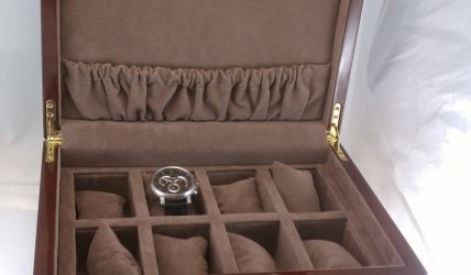 Шкатулка для хранения часов