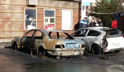 В Одессе подожгли автомрбиль